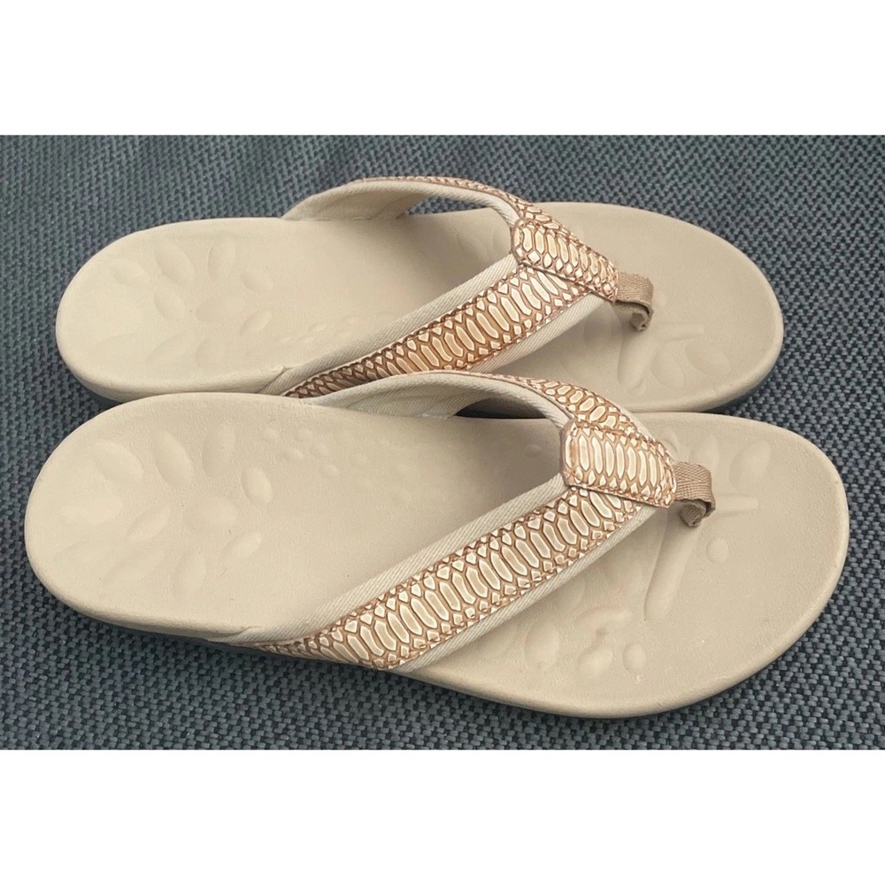 MEGNYA Women's Orthotic Flip Flops  Sandals Size 6